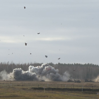 Pratybos Lietuvoje: iš 6 kilometrų aukščio bombas metė 