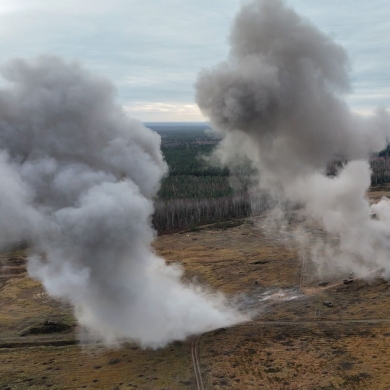 Pratybos Lietuvoje: iš 6 kilometrų aukščio bombas metė 