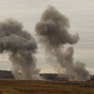 Pratybos Lietuvoje: iš 6 kilometrų aukščio bombas metė 