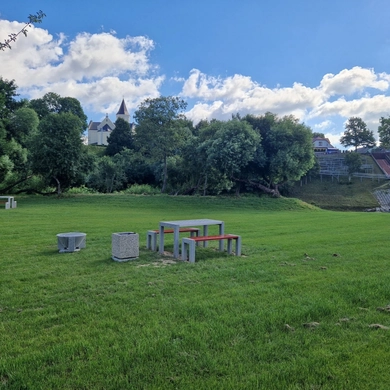 Prie Jūros upės pakrantės įrengta nauja poilsio ir laisvalaikio erdvė – Pikniko parkas
