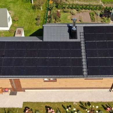 Saulės elektrinės – raktas į jūsų energetinę nepriklausomybę
