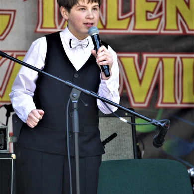 Skaudvilę užliejo net dviejų festivalių melodijos