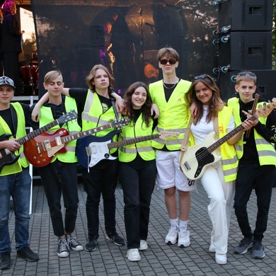 Skaudvilę užliejo net dviejų festivalių melodijos