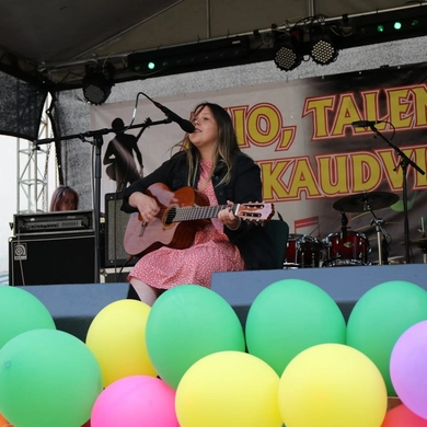 Skaudvilę užliejo net dviejų festivalių melodijos