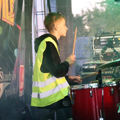 Skaudvilę užliejo net dviejų festivalių melodijos