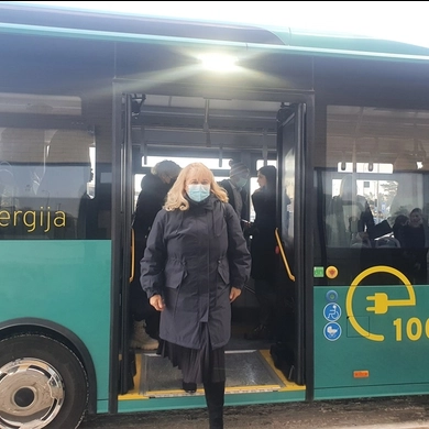 Tauragę pasiekė dar 2 elektrobusai, kursuosiantys naujais maršrutais