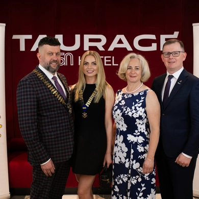 Tauragės Rotary ir Inner Wheel klubai perduoda vadovavimą – pagerbti ilgamečiai nariai