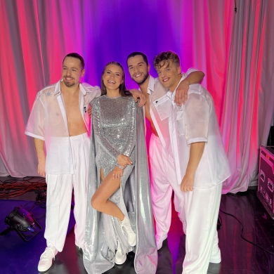 Tauragiškė Emilija Katauskaitė „Eurovizijos“ atrankoje pristatys dainą apie lūžį gyvenime