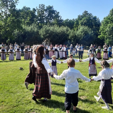 Taurų parke atsivėrė vartai į tradicijas