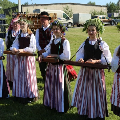 Taurų parke atsivėrė vartai į tradicijas