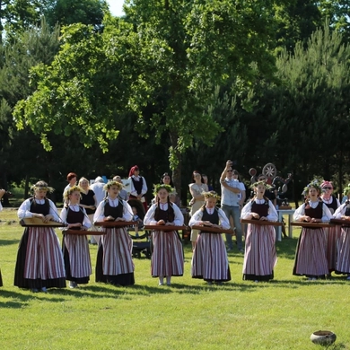 Taurų parke atsivėrė vartai į tradicijas