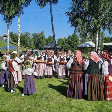 Taurų parke atsivėrė vartai į tradicijas