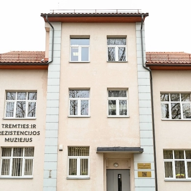 Tremties ir rezistencijos muziejus nuo šiol – su iškaba