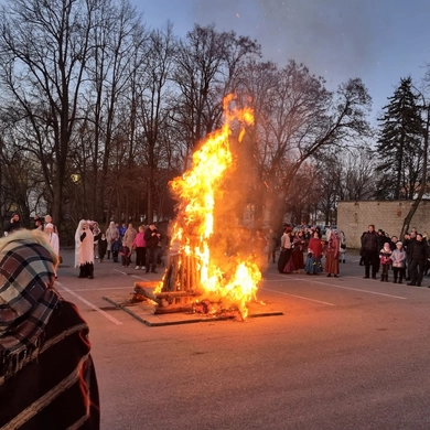 Užgavėnės: žiema išvaryta, blogybės sudegintos