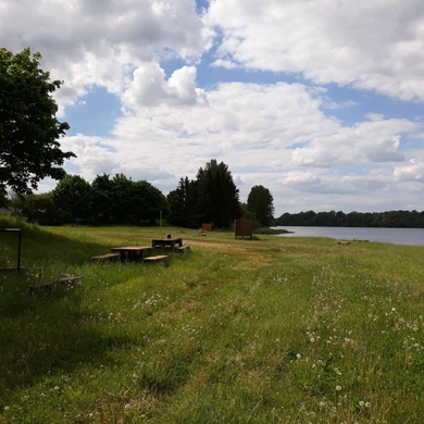 Vasaros pramogos: baidarių nuomos paslaugos – ant bangos 