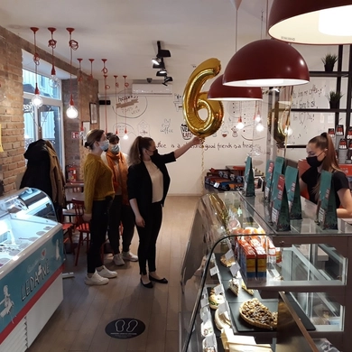 „Vero cafe“ švenčia 6-erių metų sukaktį