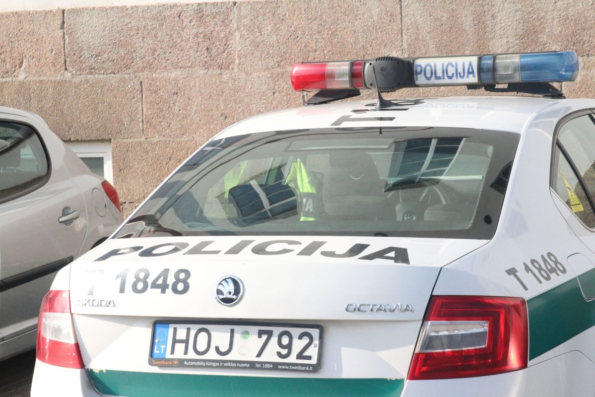 policija