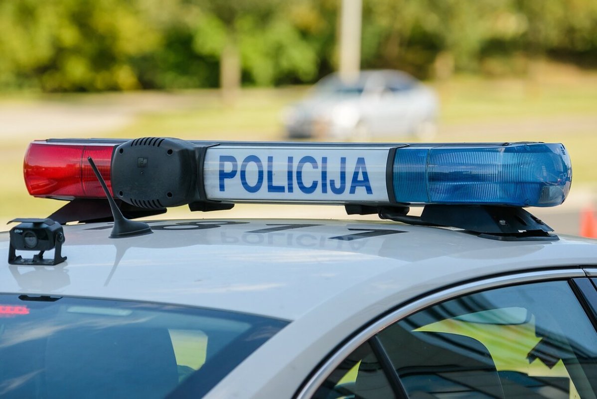 policija