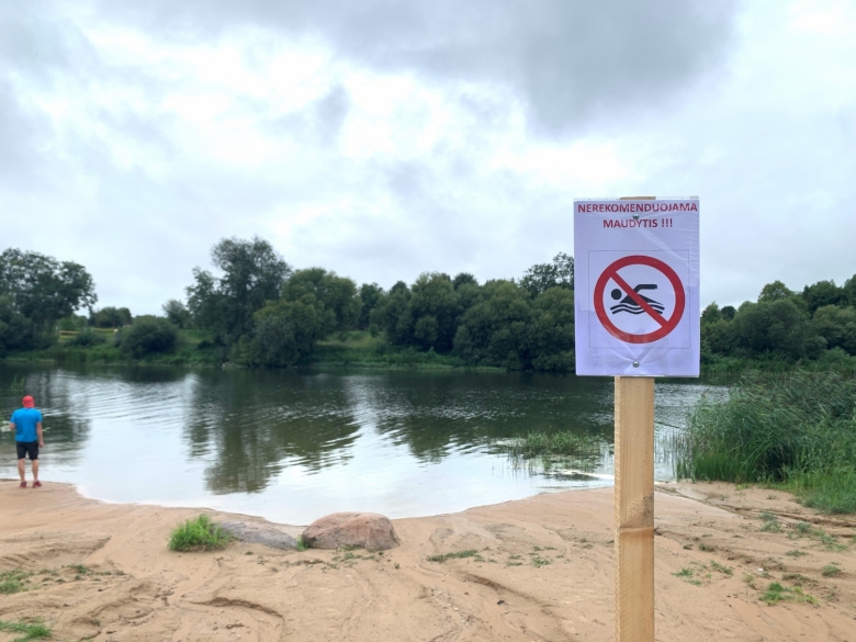 Tauragės paplūdimyje maudytis vis dar nerekomenduojama